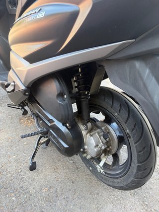 Suzuki Burgman Street 125 EX Negro Mate
