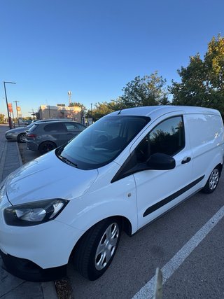 Ford Transit Courier 2019