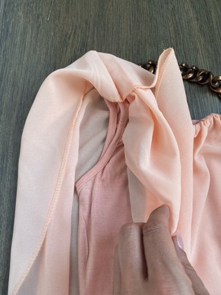 Blusa verano coral con collar