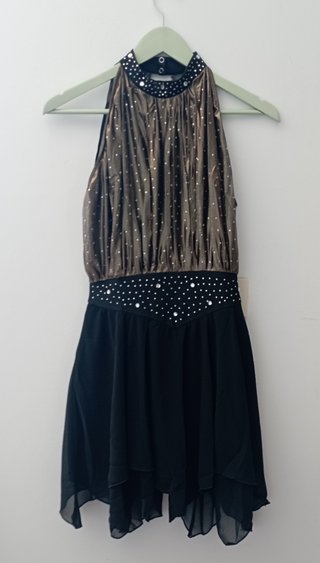 Vestido patinaje artístico dorado y negro