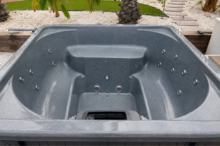 Jacuzzi Exterior 9 Personas 220x220cm