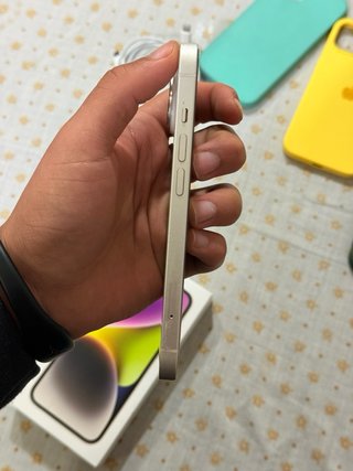 iPhone 14 Blanco 128GB + Fundas