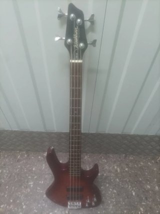 Bajo eléctrico 4 cuerdas