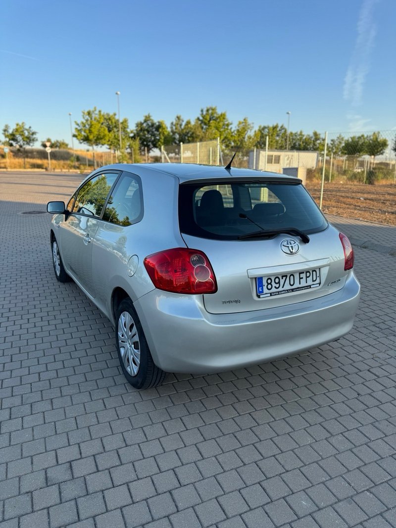 Toyota Auris 2007, foto 5