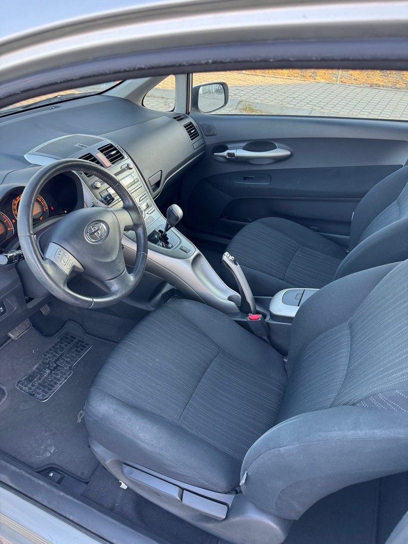 Toyota Auris 2007, foto 13