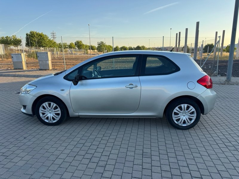 Toyota Auris 2007, foto 3