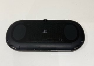 PS Vita Slim PCH-2004 Completa