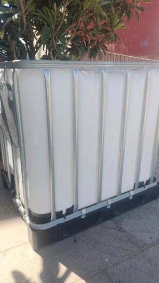 Cuba de agua 1000L IBC
