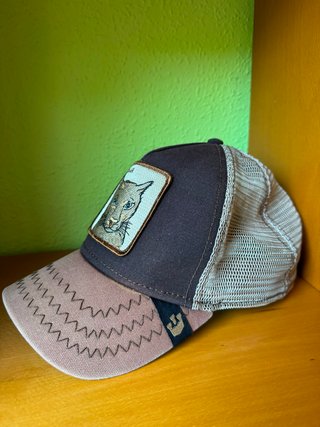 Gorra Goorin Bros Jaguar Beige y Marrón