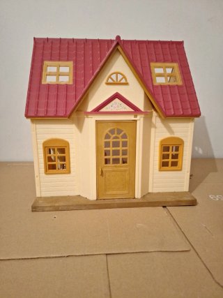 Casa Sylvanian Families + figuras