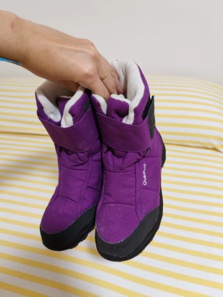 Botas de nieve moradas talla 37 y 35