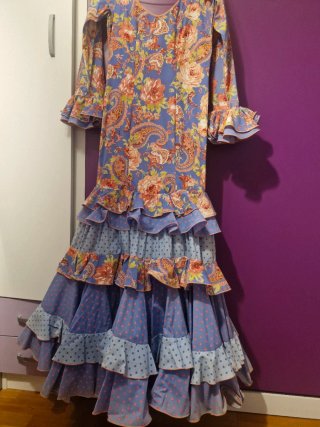 Traje de flamenca volantes