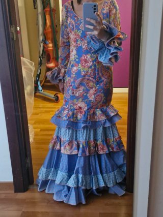 Traje de flamenca volantes