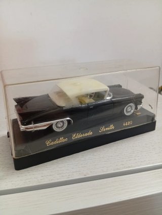 Cadillac Eldorado Seville 1957 Solido