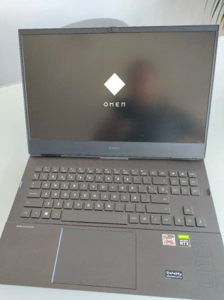 HP OMEN Portátil Gaming 144Hz RTX