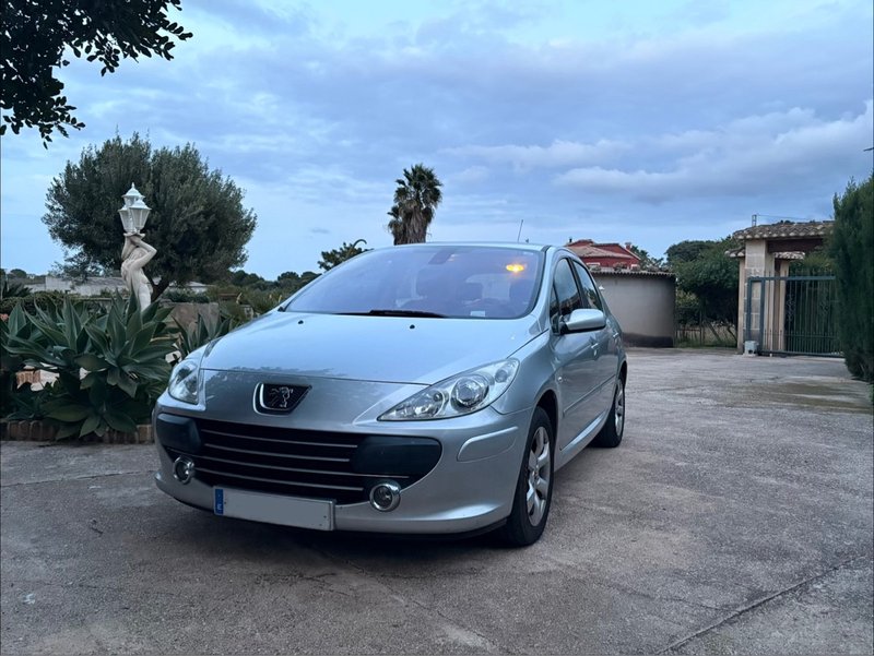 Peugeot 307 HDi 2.0 136cv Auto - foto 1