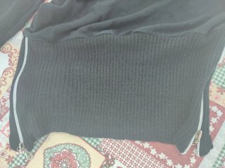 Jersey negro largo con cremalleras