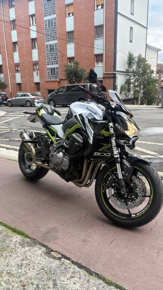 Kawasaki Z900  A2 2019 Negra/Verde
