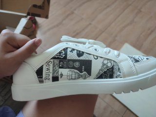 Zapatillas deportivas blancas talla 45