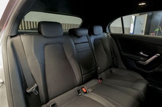Mercedes Clase A MERCEDES-BENZ  A 180 d