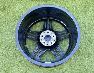Llantas Originales Mercedes AMG - 19" Impolutas