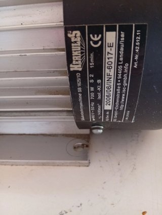 Motor industrial con POLEA 400V/ 0,7KW (NO SE USO)