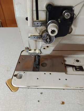 Máquina de coser industrial SunStar doble arrastre