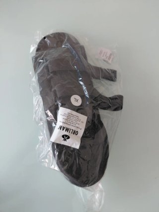 Zapato ortopédico negro ajustable