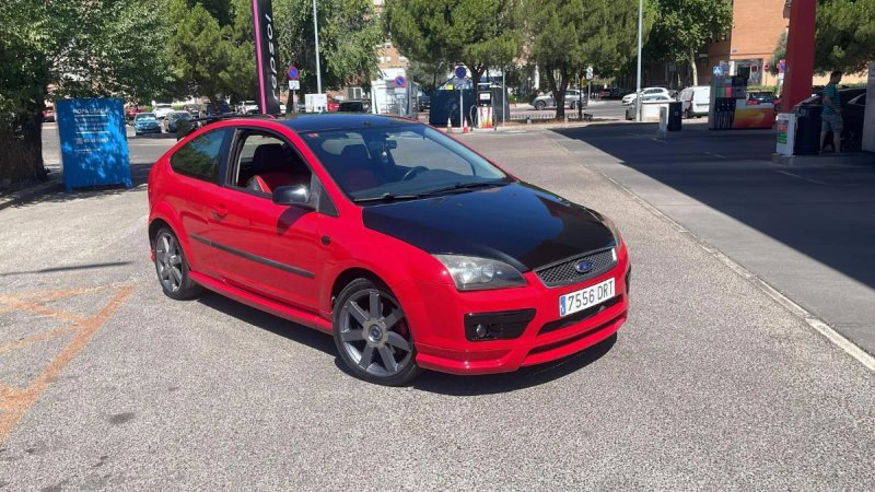 Ford Focus 2005 - foto 1