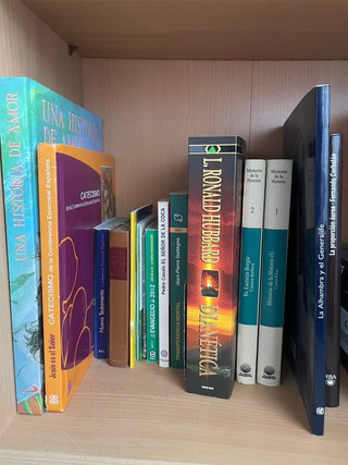 LIQUIDACIÓN DE LIBROS VARIADOS