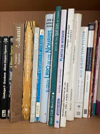 LIQUIDACIÓN DE LIBROS VARIADOS