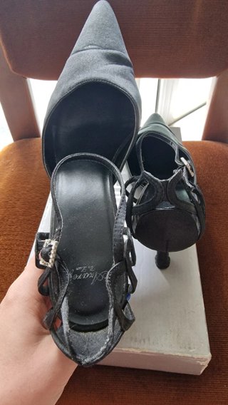 Zapatos de tacón negros