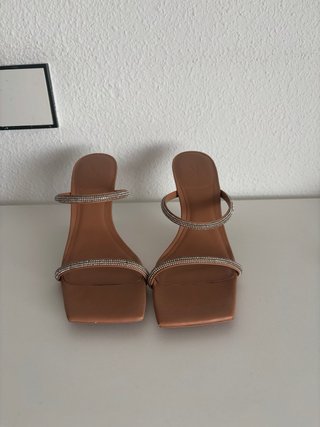 Sandalias tacón pedrería