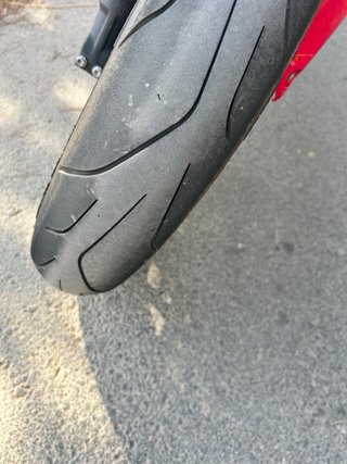 Honda CBR650R Roja - Moto Deportiva