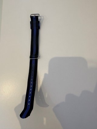 Correa Daniel Wellington azul oscuro y eléctrico