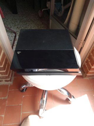 PS4 FAT 500GB + mando + HDMI – Revisada.