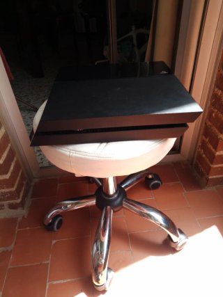 PS4 FAT 500GB + mando + HDMI – Revisada.