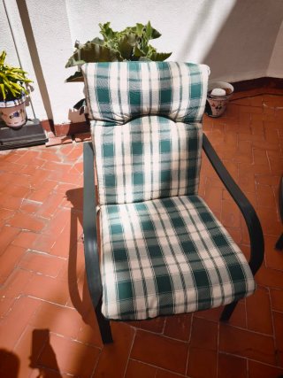 Conjunto mesa redonda y 6 sillones terraza