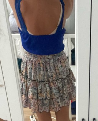 Top azul con encaje Falda en flores