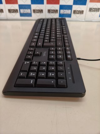 Teclado con cable Trust Taro, QWERTZ alemán, negro