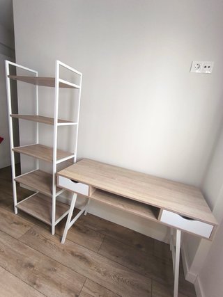 Estantería y escritorio madera y metal