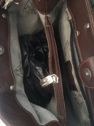 Bolso de piel marrón