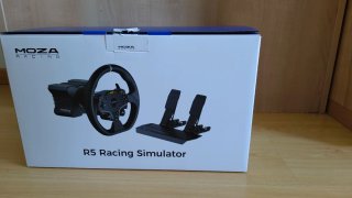 MOZA R5 Bundle Volante y Pedales