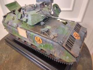 Maqueta de tanque militar