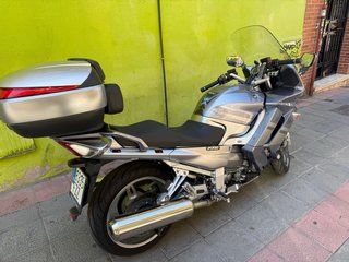 Yamaha FJR 1300 Touring Moto