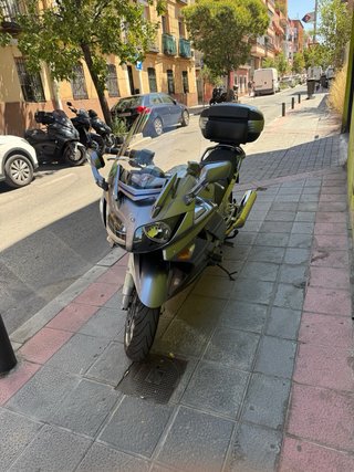 Yamaha FJR 1300 Touring Moto