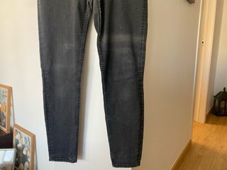 Pantalón vaquero gris talla 40