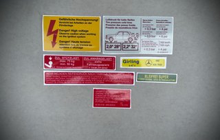 Pegatinas vano motor Mercedes W123