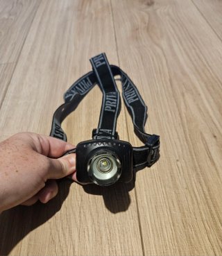 Linterna frontal LED