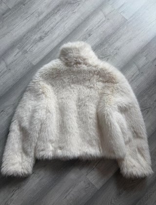 Abrigo pelo Bershka beige Talla M